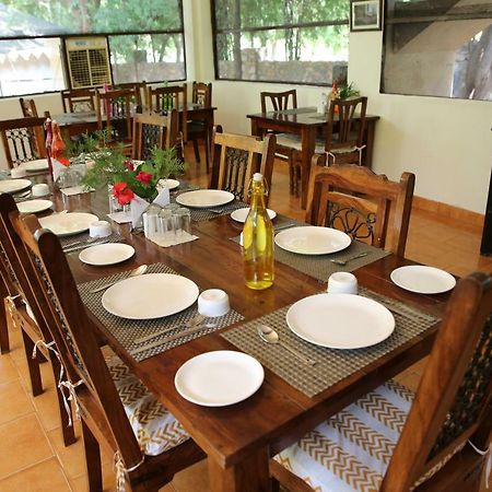 รันทัมบอร์ ไทเกอร์ มาจัน รีสอร์ต Hotel Ranthambore ภายนอก รูปภาพ
